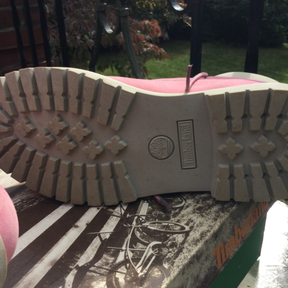 Lt.Pink Timberland Boots Junior Size 6 - Picture 9 of 10
